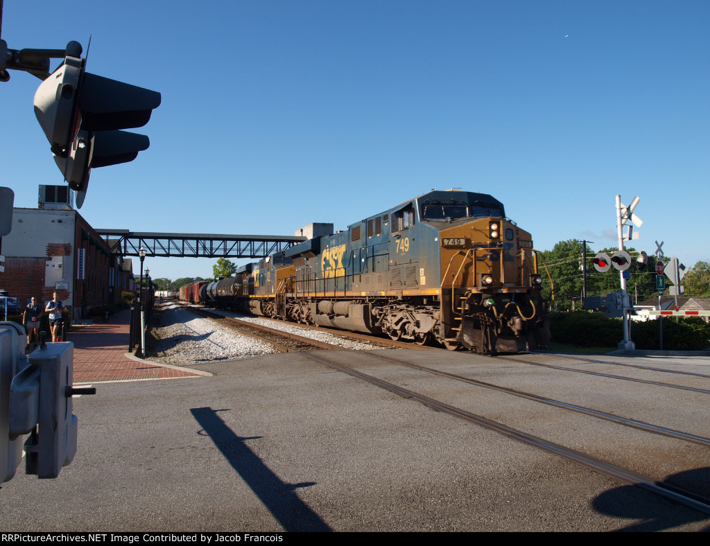 CSX 749